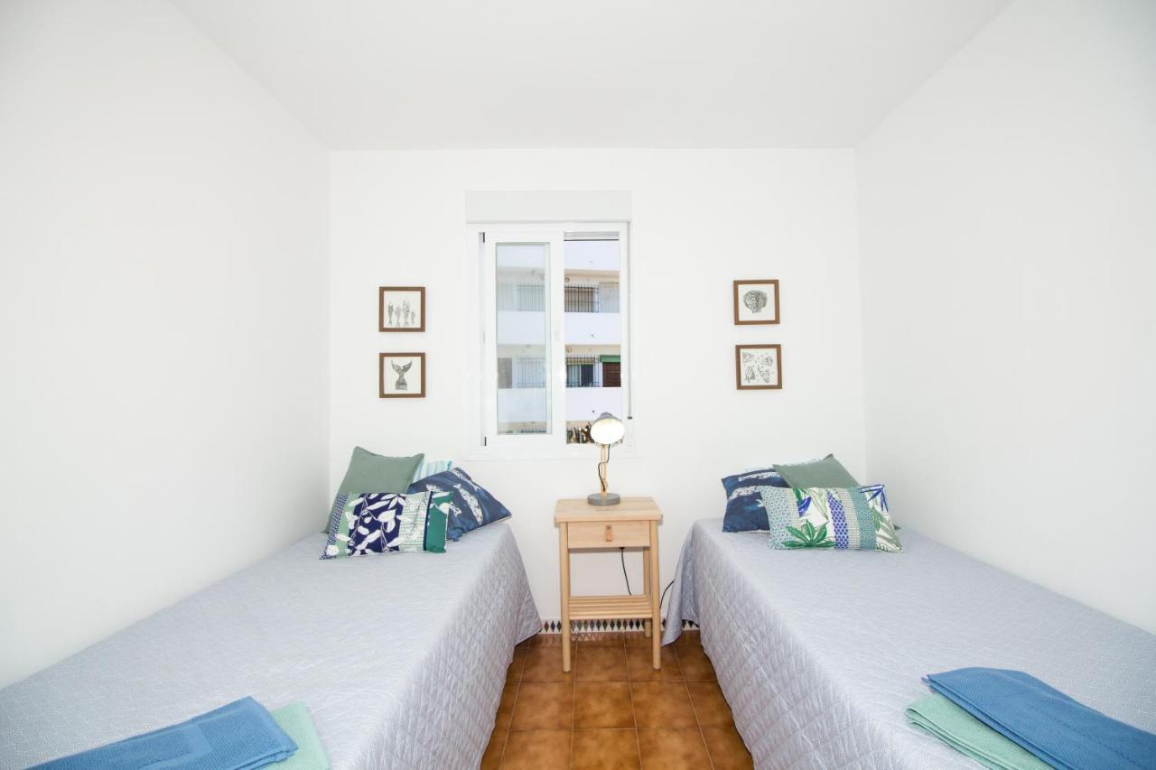 A Cozy And Elegant Townhouse Across The Beach Torre de Benagalbοn Εξωτερικό φωτογραφία