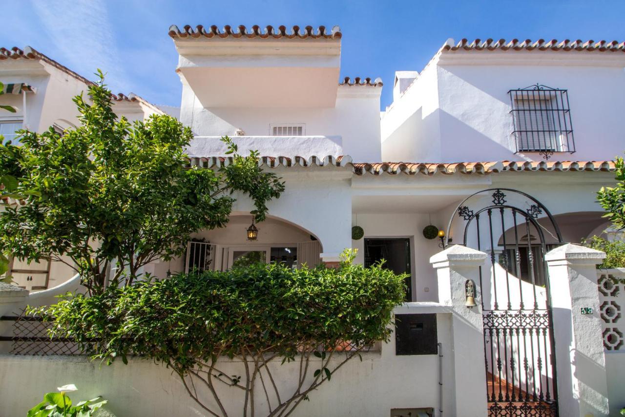 A Cozy And Elegant Townhouse Across The Beach Torre de Benagalbοn Εξωτερικό φωτογραφία