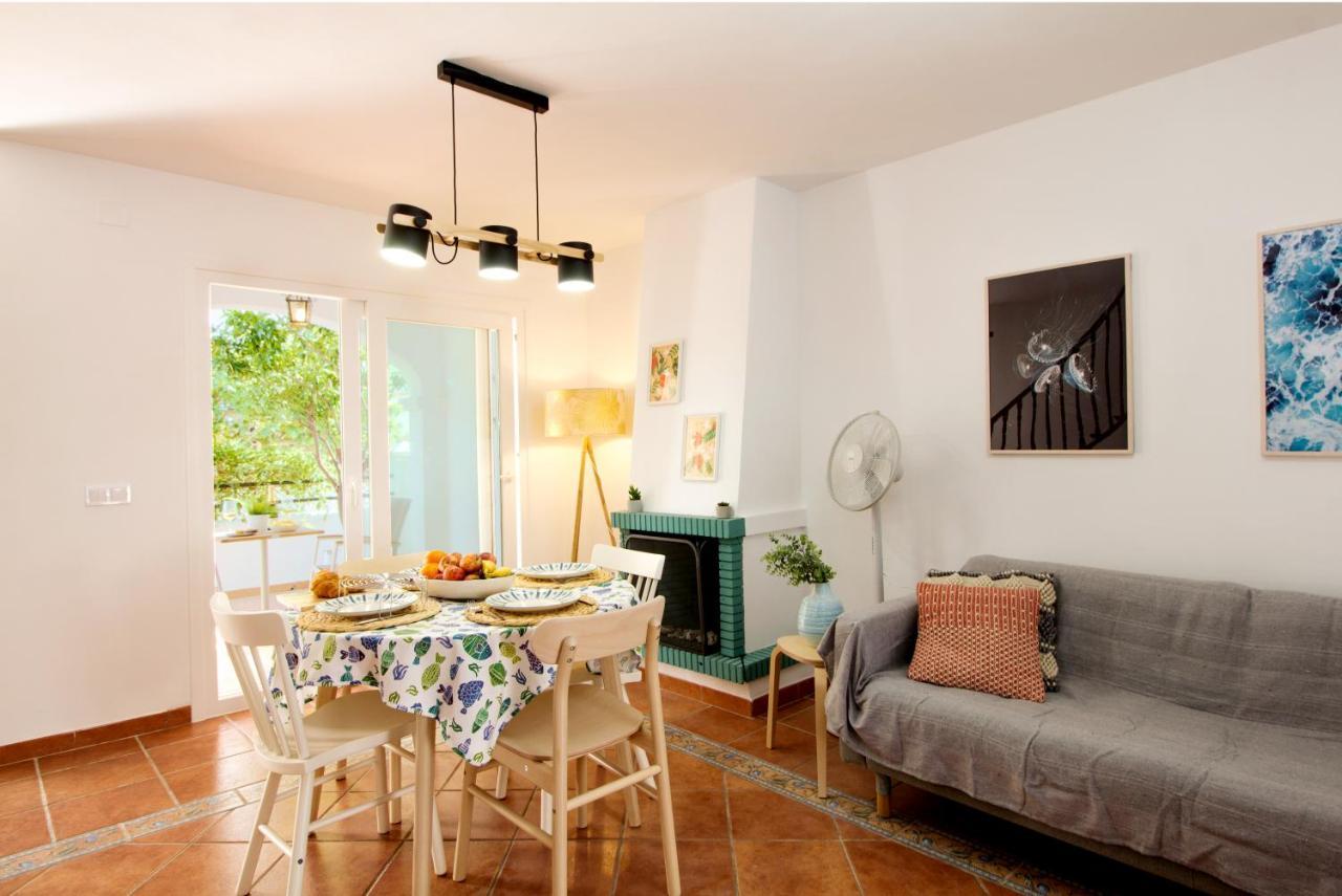 A Cozy And Elegant Townhouse Across The Beach Torre de Benagalbοn Εξωτερικό φωτογραφία